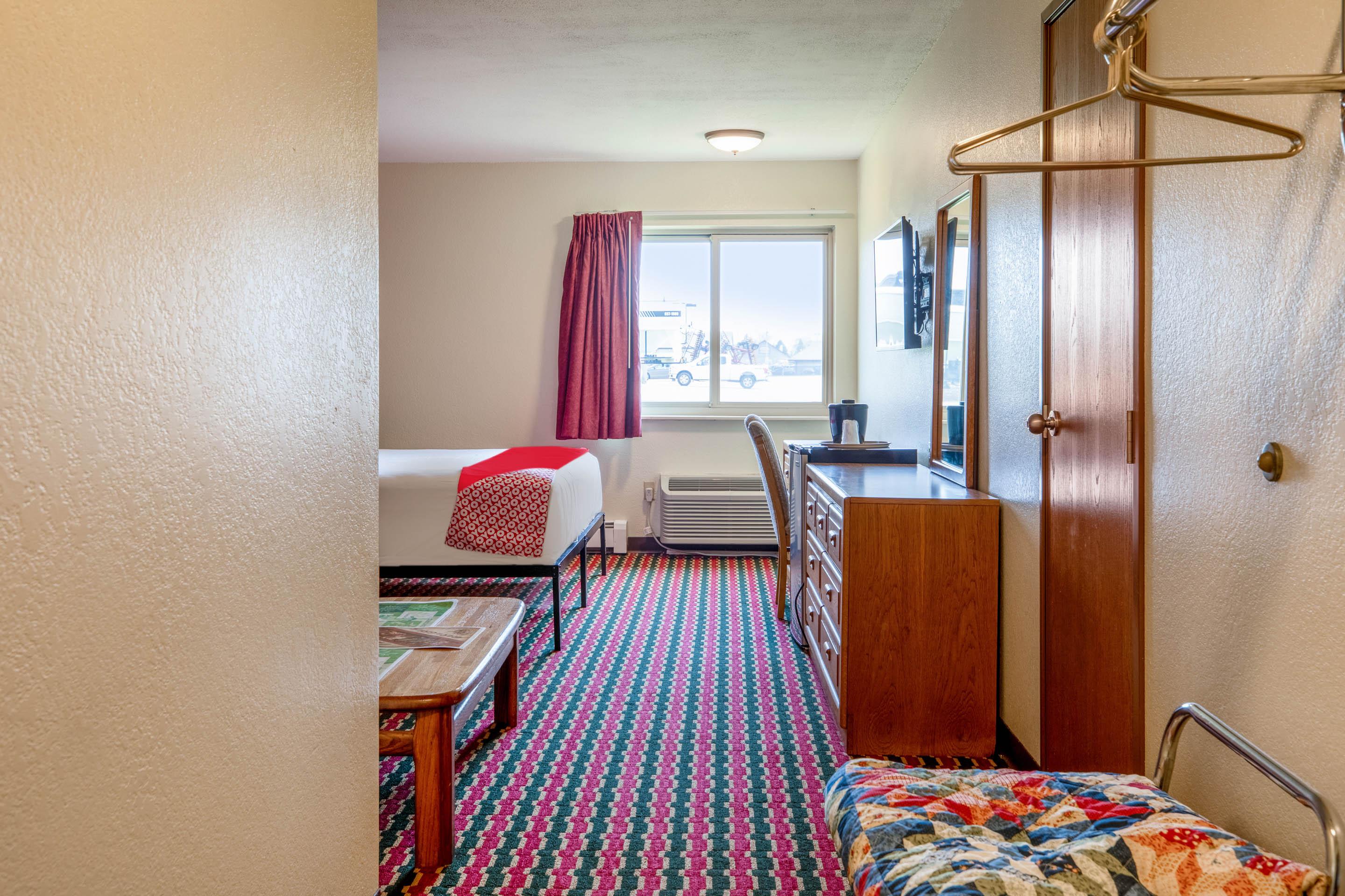 Oyo Hotel Chesaning Route 52 & Hwy 57 Luaran gambar
